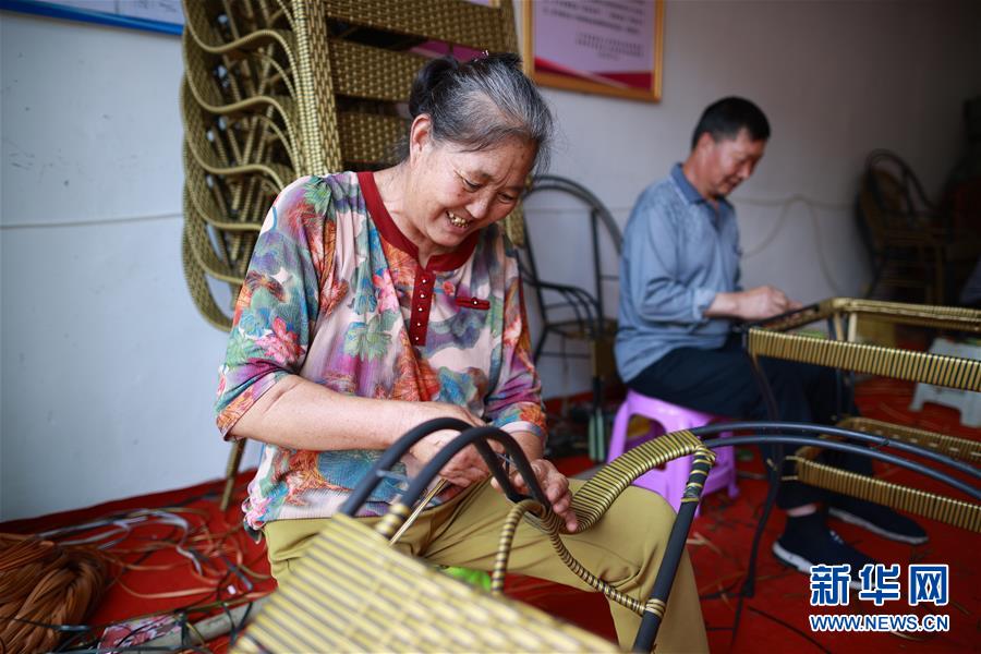 （新華全媒頭條·走向我們的小康生活·決戰(zhàn)決勝脫貧攻堅·圖文互動）（4）決戰(zhàn)烏蒙——中國消除千年貧困的一個縮影 